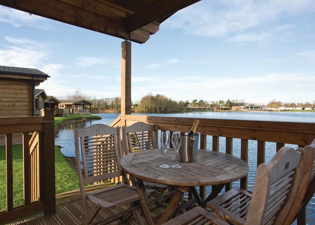Dacre Lakeside Park 호텔 Brandesburton 외부 사진