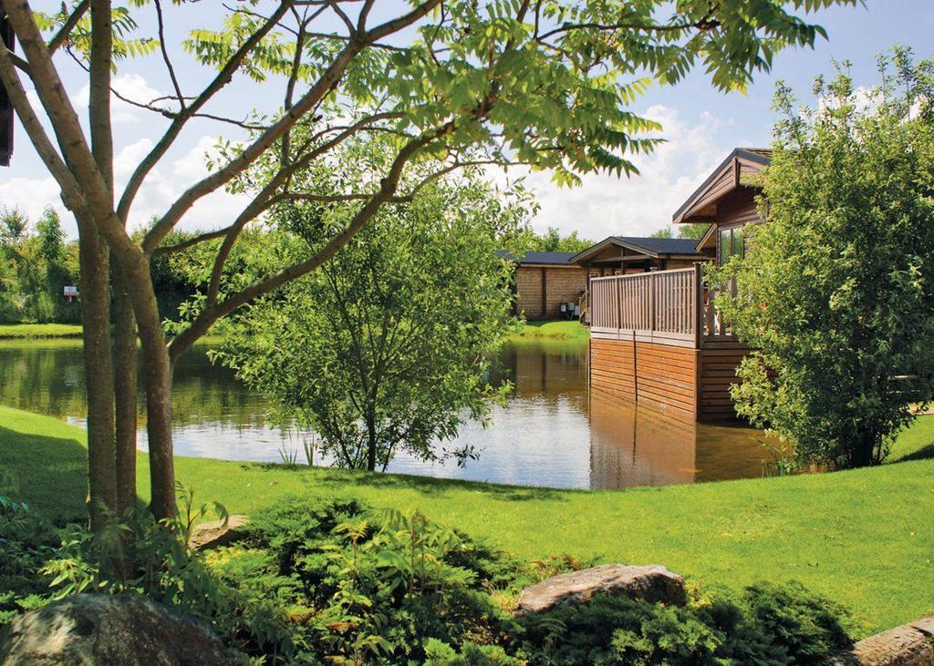 Dacre Lakeside Park 호텔 Brandesburton 외부 사진